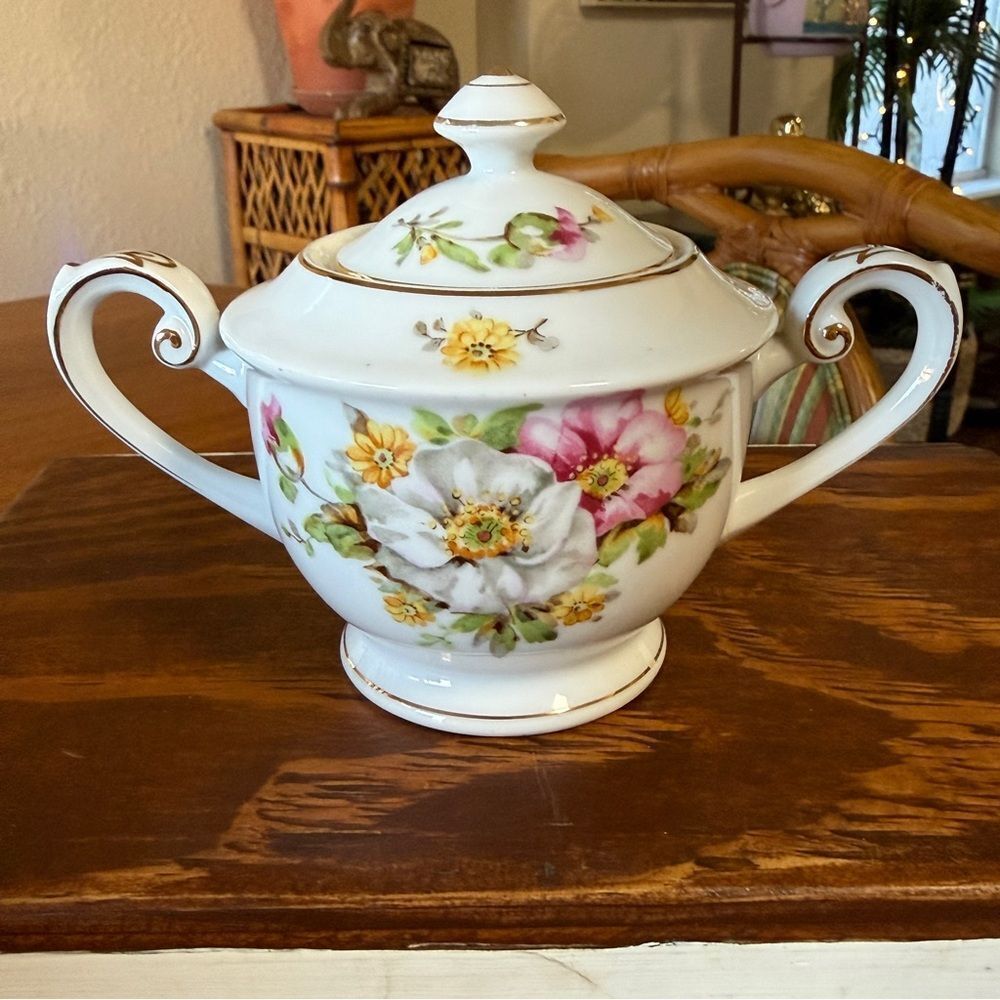 Vintage Albion 1950’s Floral Porcelain Teapot Sugar Dish Set White Pink Yellow - Picture 7 of 14